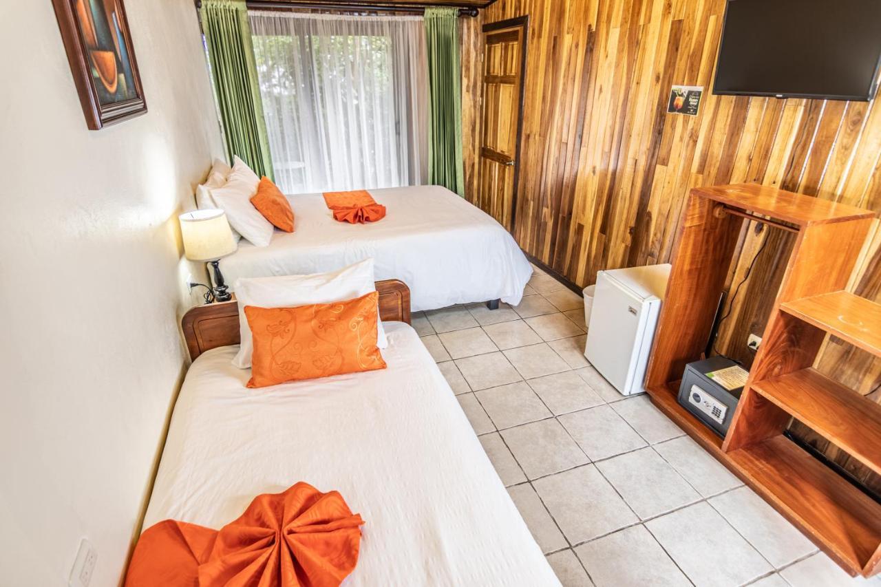 Bed & Breakfast Mar Costa Rica 2*